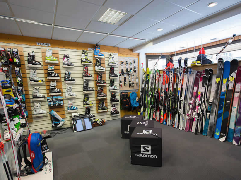 Ski hire shop Val Sports in 110 rue du Mont Cenis, Lanslebourg Val Cenis