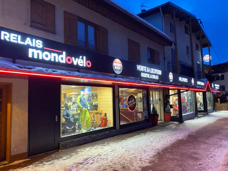 Ski hire shop Val Sports in 110 rue du Mont Cenis, Lanslebourg Val Cenis
