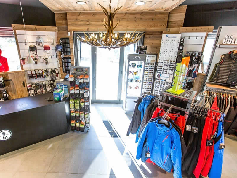 Ski hire shop Sports Mountains in 2 Avenue Emmanuel Brousse, Font Romeu