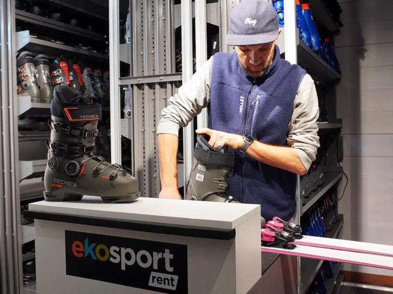 Ski hire shop Ekosport-Rent Versant Est in 24 Place du Petit Casino, La Clusaz