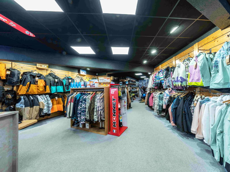 Ski hire shop Ekosport-Rent Techniglisse in 3230 route de la Barliette, Les Carroz d’Araches