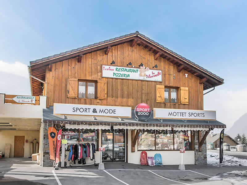 Ski hire shop Ohspot in 333 Rue de la Petite Prairie, Aigueblanche