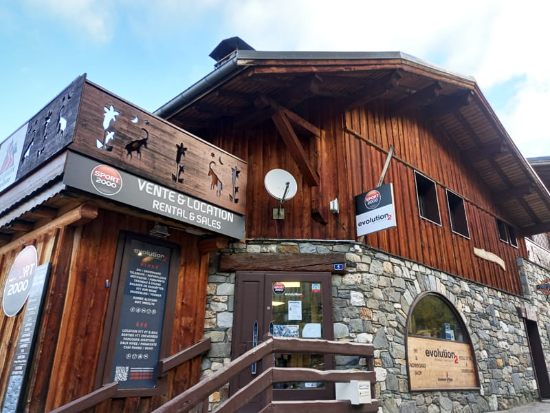 Ski hire shop Ski Shop Montchavin in 5, rue de la Glisse, La Plagne - Montchavin