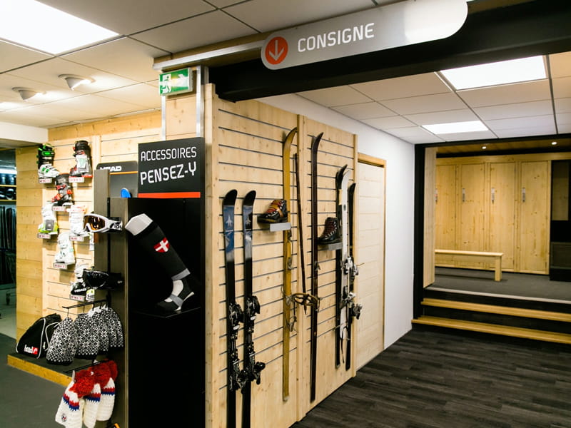 Ski hire shop Mathias Sports in 60 Taille de Mas du Pleney, Morzine