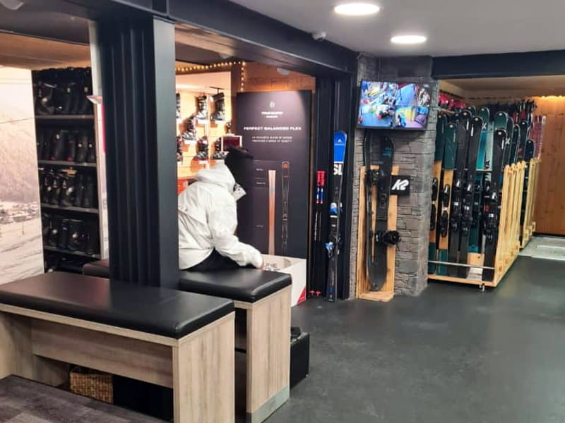 Ski hire shop Mathias Sports in 60 Taille de Mas du Pleney, Morzine