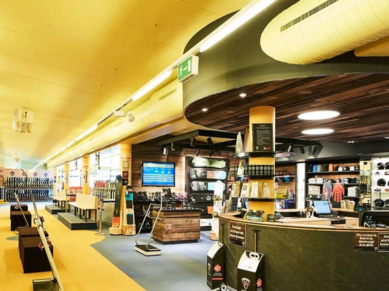 Ski hire shop Take Off Patscheider Sport in Bergstation Komperdell, Serfaus