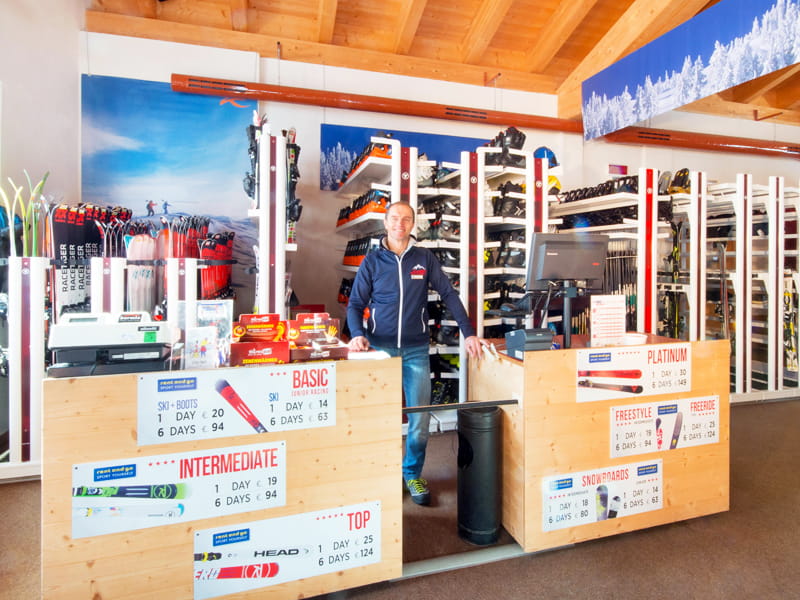 Ski hire shop Celso Sport - Bormio 2000 Contea in Bormio 2000 - Via Bucellina, 1 (after the self service restaurant), Bormio 2000-Valdisotto