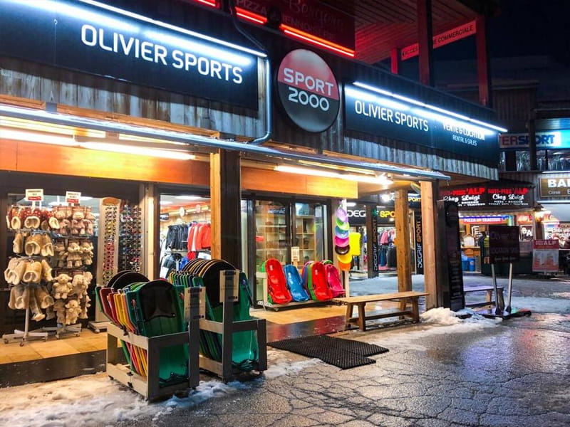 Ski hire shop Olivier Sports in Centre commercial des Bergers, Alpe d’Huez