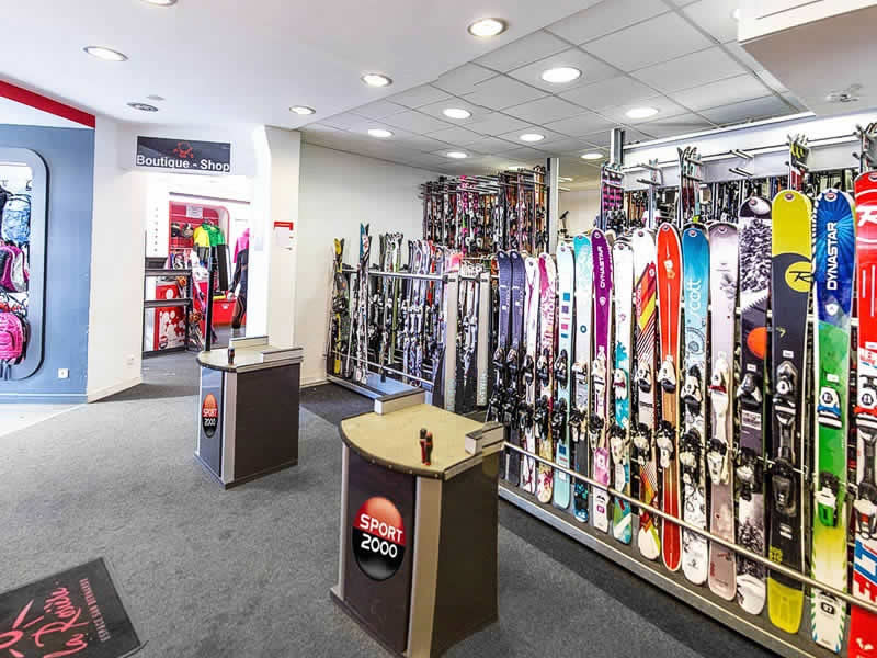 Ski hire shop Arpin Sport in Centre Commercial La Rosière, La Rosiere