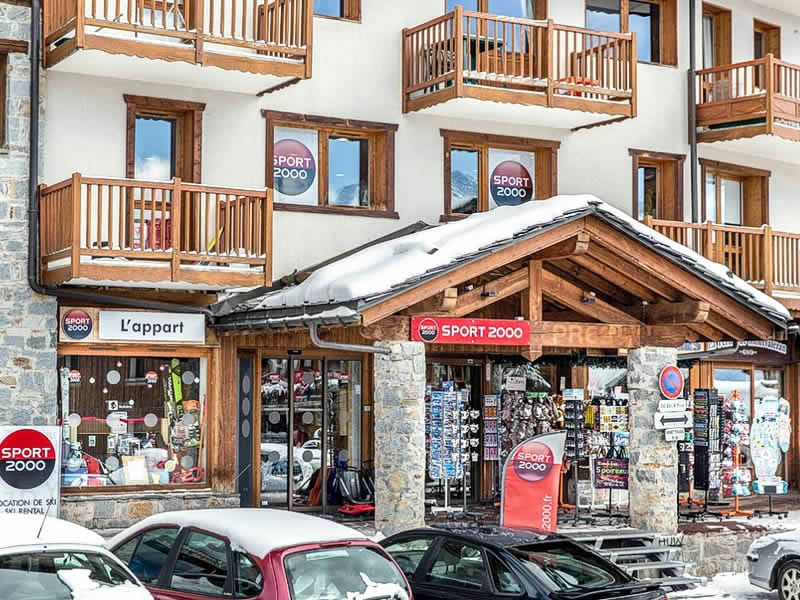 Ski hire shop L'Appart in Centre Commercial La Rosière, La Rosiere