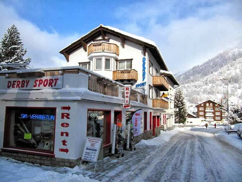Ski hire shop Derby Sport in Chalet Alpenrösli - Talstrasse 104, Saas-Almagell