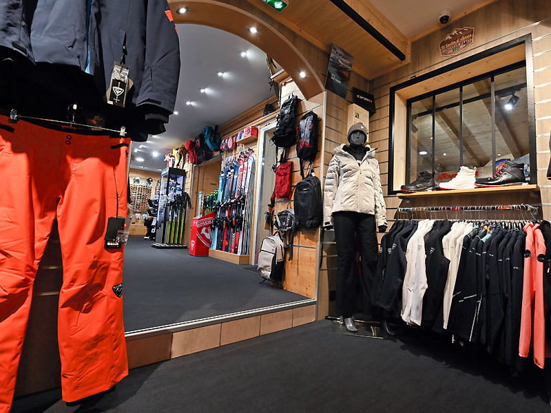 Ski hire shop Arthur Sports in Champrond, Saint Sorlin d Arves