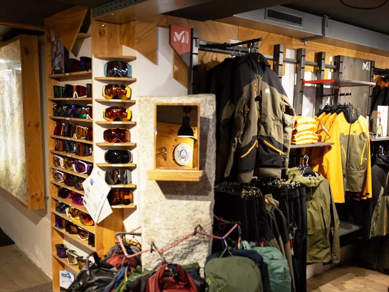 Ski hire shop Outdoor in Dorfstrasse 103, Grindelwald