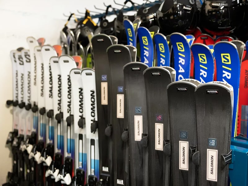 Ski hire shop Outdoor in Dorfstrasse 103, Grindelwald