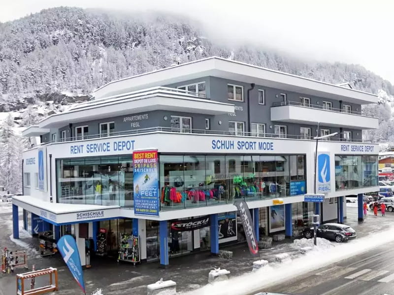 Ski hire shop Sporthütte Fiegl in Dorfstrasse 119, Sölden