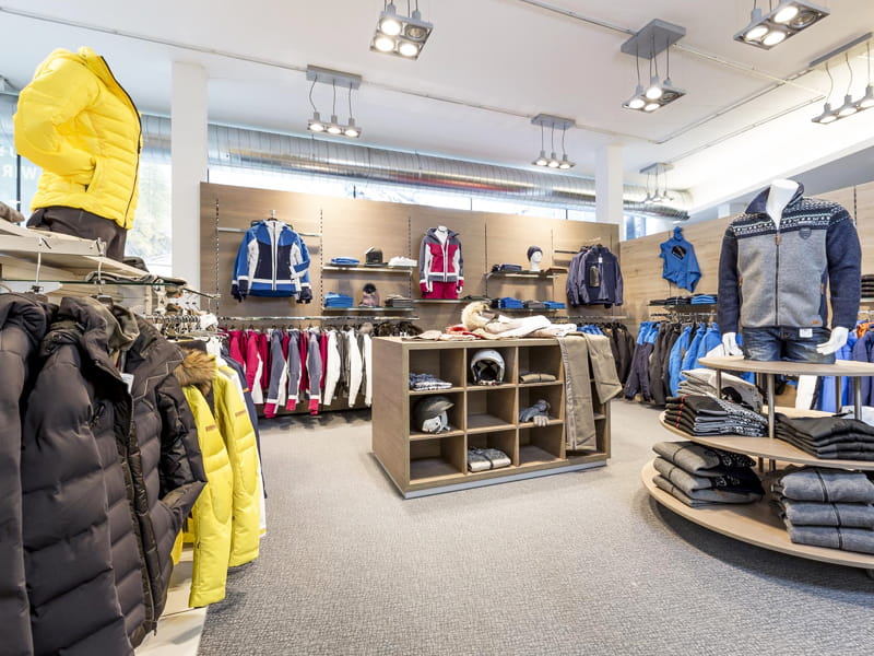 Ski hire shop Sporthütte Fiegl in Dorfstrasse 119, Sölden