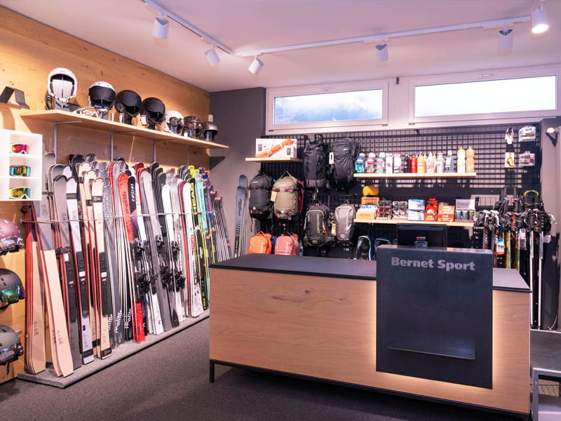 Ski hire shop Bernet Sport in Dorfstrasse 128, Grindelwald