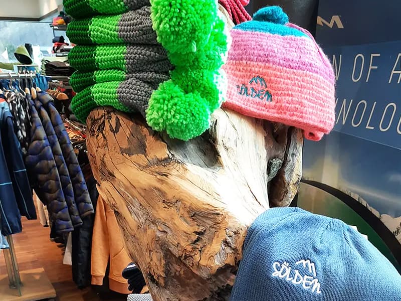 Ski hire shop Sport Riml Sporthaus in Dorfstrasse 9, Sölden