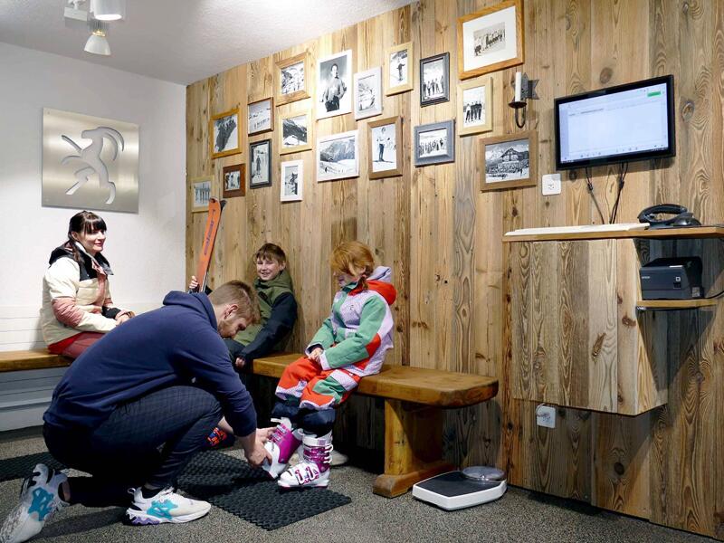 Ski hire shop Wannihorn Sport in Dorfzentrum Grächen 169, Grächen