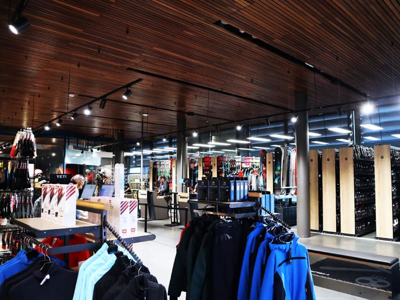 Ski hire shop Viladomat Funicamp in Edificio Funicamp, Av. de François Mitterrand, 89, Planta baja 2, Encamp