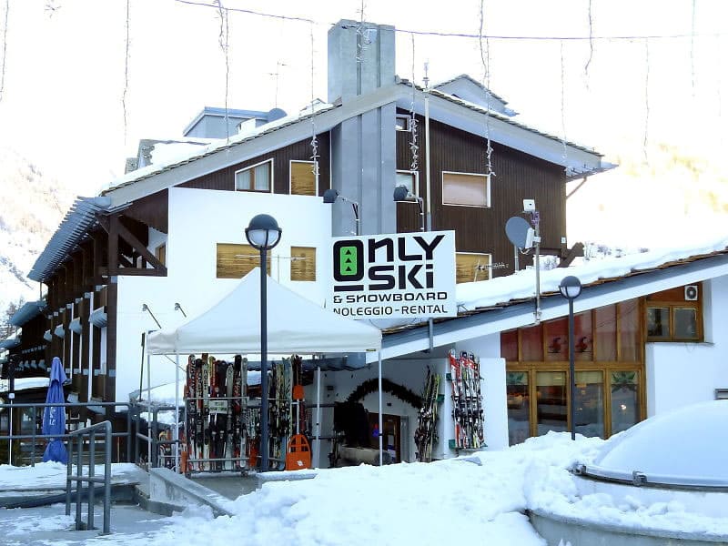 Ski hire shop Only Ski & Snowboard in Fraz. Entreves 122, La Thuile