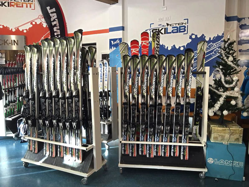 Ski hire shop Action Ski Rent in Frazione Sansicario Res. 23, Cesana Torinese - San Sicario