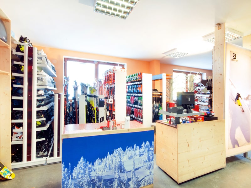 Ski hire shop Celso Sport - Bormio 2000 in Galleria commerciale Bormio 2000 - Via Buccellina, 1, Bormio 2000-Valdisotto