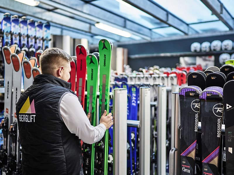 Ski hire shop Ski Rental Berglift in Gasteiner Bundesstrasse 252, Bad Hofgastein
