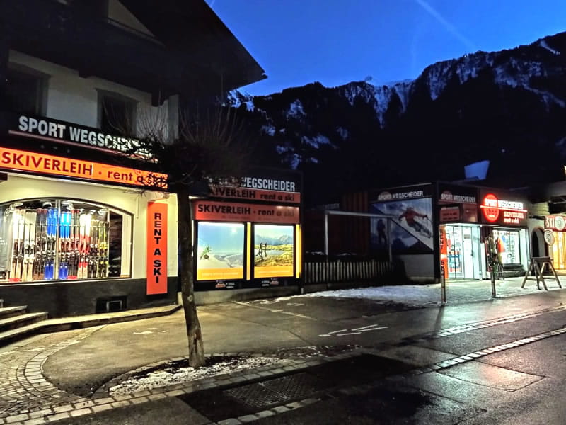 Ski hire shop SPORT 2000 Wegscheider in Hauptstrasse 471a, Mayrhofen