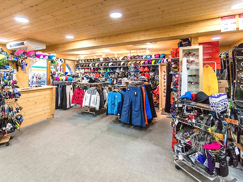 Ski hire shop Blanche Neige Sport in Hôtel Blanche Neige, Valberg