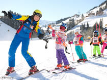 Ski lesson for children Snow & Fun Hinterglemm