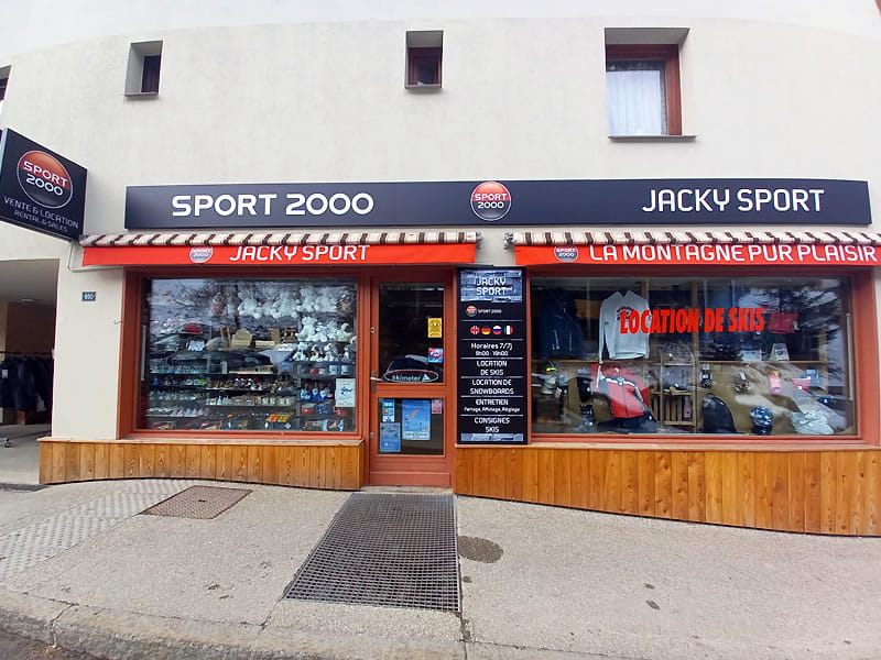 Ski hire shop Jacky Sport in Immeuble Plan du Bois, Valmeinier 1500