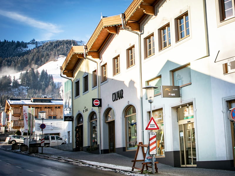 Ski hire shop SPORT 2000 Hahnenkamm - Kjus und Elan Brand Store in Josef-Herold-Strasse 12, Kitzbühel