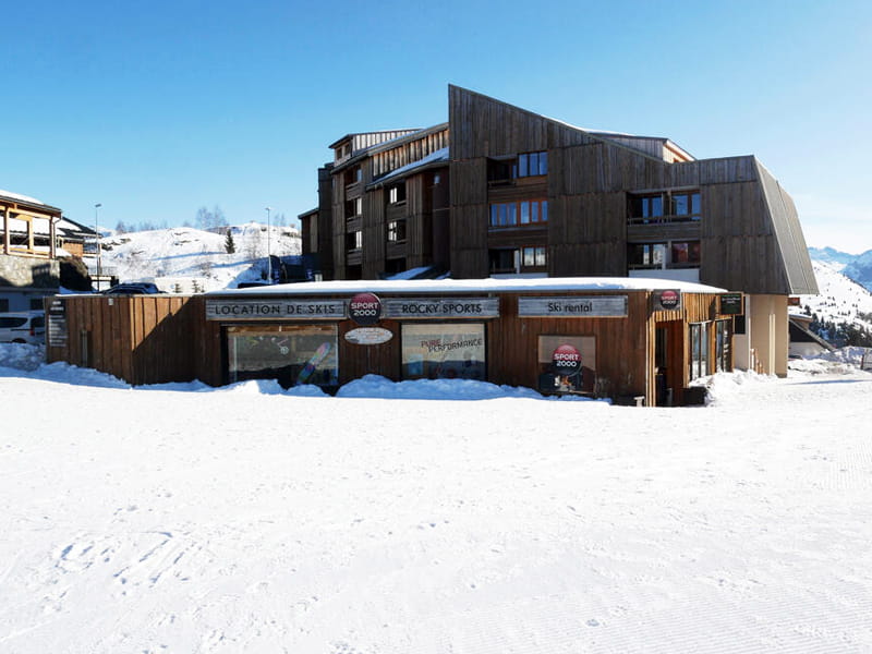 Ski hire shop Rocky Sports in L'Eclose - rue du 93ème RAM, Alpe d’Huez