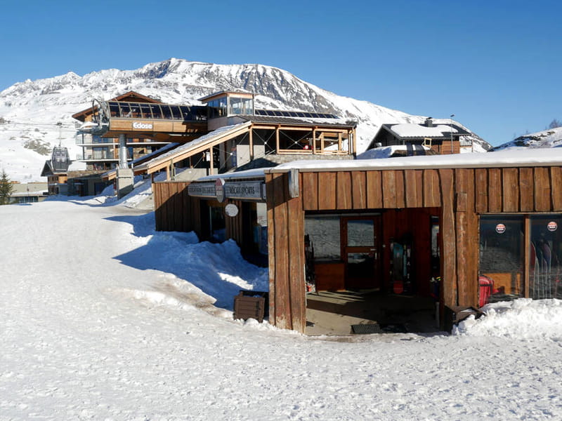 Ski hire shop Rocky Sports in L'Eclose - rue du 93ème RAM, Alpe d’Huez