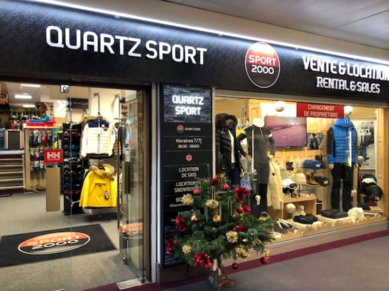 Ski hire shop Quartz Sport in Le Saint Pierre Galerie Marchande, Isola 2000