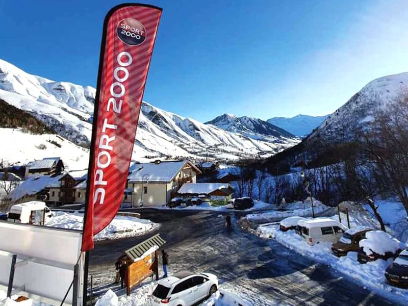 Ski hire shop L'Ouillon Sports in Les Gentianes - Le Bourg, Saint Sorlin d Arves