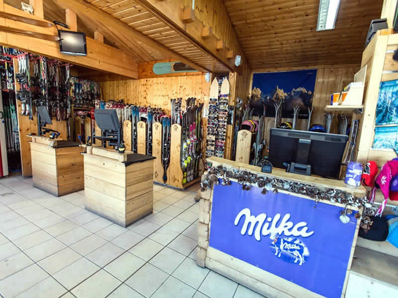 Ski hire shop Guillet Sport in Les Rambins, Correncon-en-Vercors