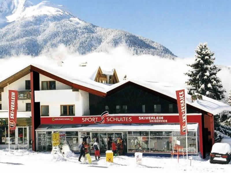 Ski hire shop Schultes Hochzeiger Sports in Liss 228, Jerzens