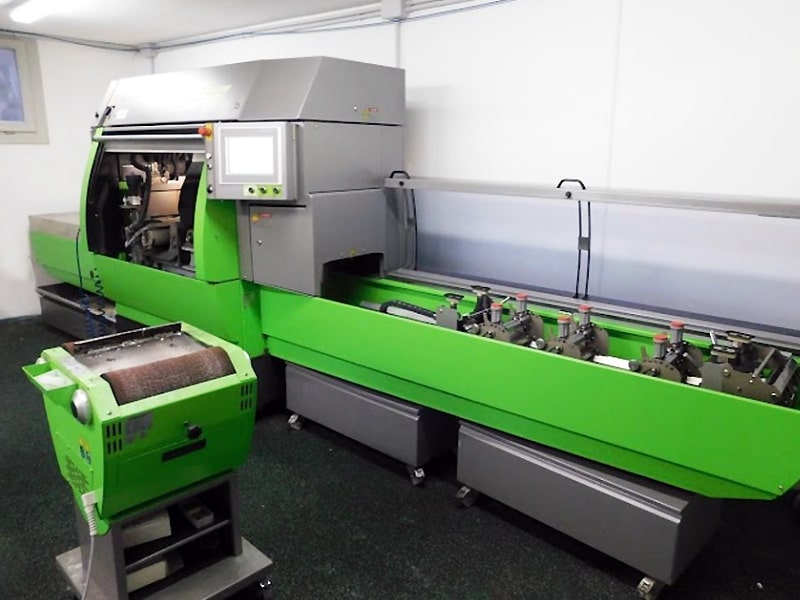 Ski hire shop Sport Max Folgaria in Località Fondo Grande 52 [sotto all'Hotel Kube], Folgaria