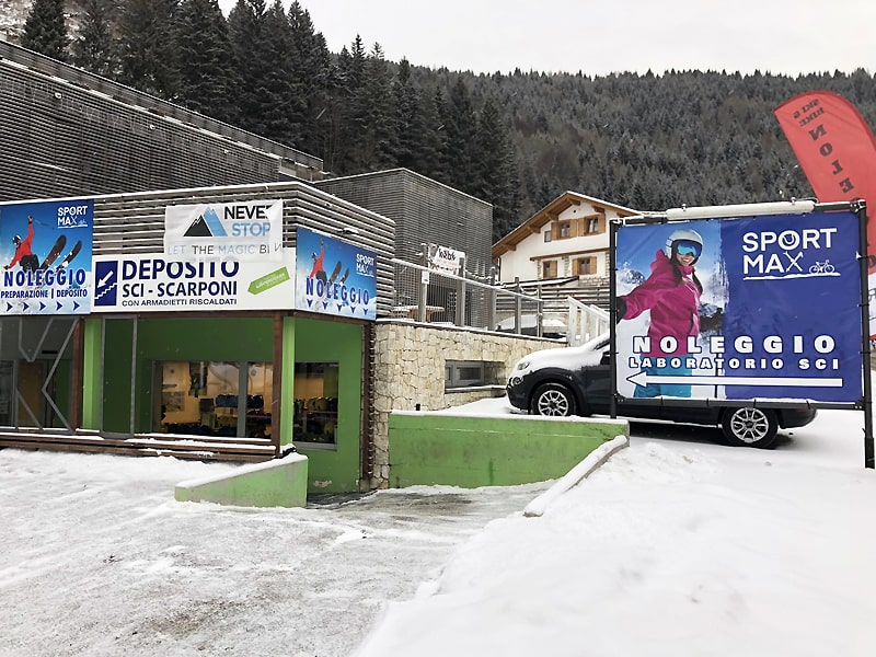 Ski hire shop Sport Max in Località Fondo Grande 52 [sotto all'Hotel Kube], Folgaria