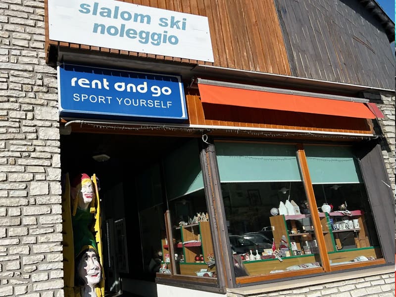 Ski hire shop Slalom Ski Service in Piazzale le Nevegal, 167, Nevegal