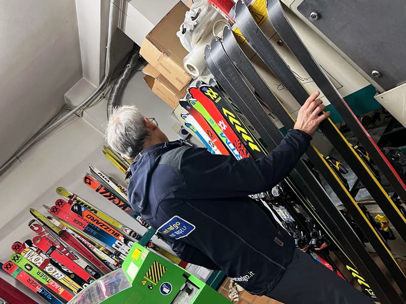 Ski hire shop Slalom Ski Service in Piazzale le Nevegal, 167, Nevegal