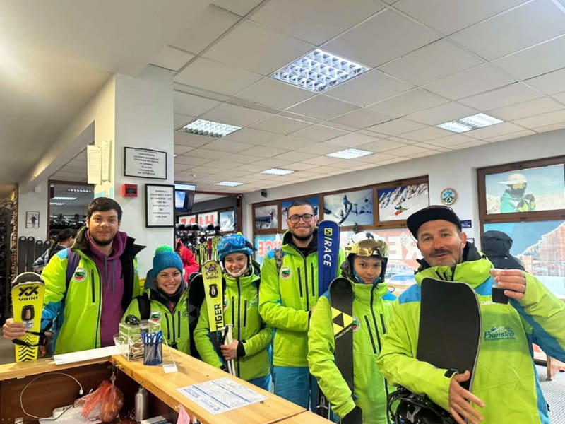 Ski hire shop Ski Mania Bansko in Pirin Str. 92A, Bansko