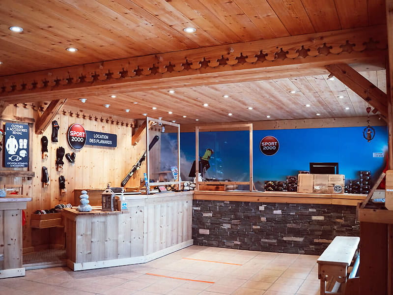 Ski hire shop Location des Planards in Piste des Planards - 350 Chemin du Pied du Grepon, Chamonix