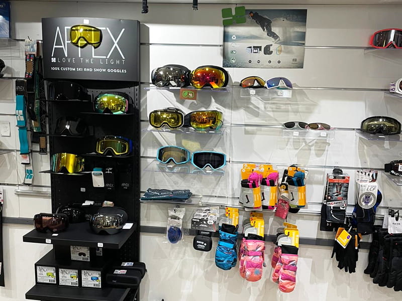 Ski hire shop Ski Shop Les Coches Sportshop Paradiski in Place des commerces, La Plagne - Les Coches