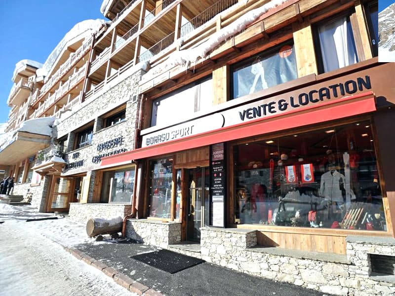 Ski hire shop Boraso Sport in Place des Dolomites, Val d Isere