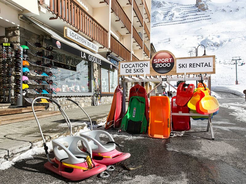Ski hire shop La Godille in Promenade de Tovière - Le Rosset, Tignes Le Lac