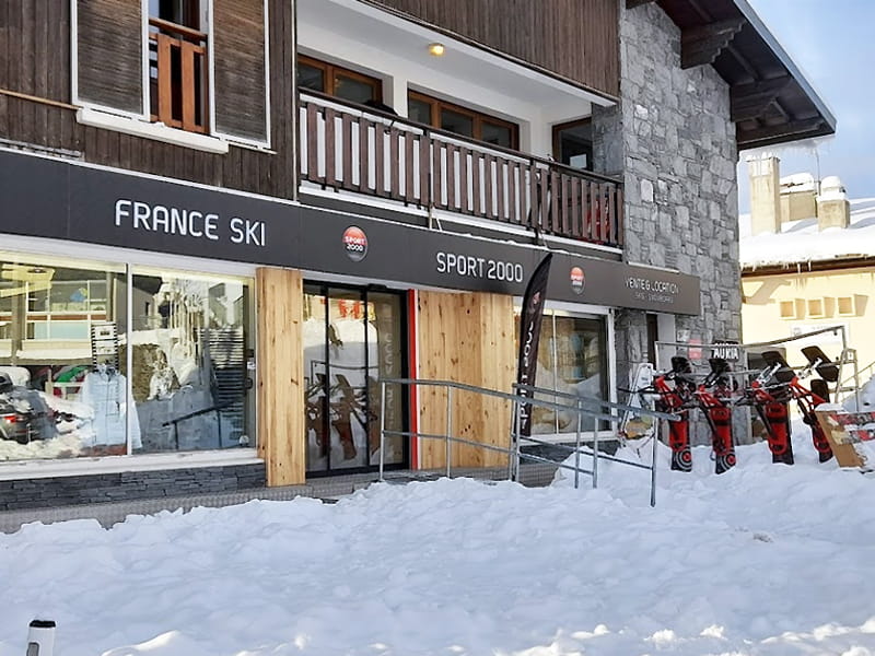 Ski hire shop France Ski in Résidence Auria - Quartier du Pla d'Adet, Saint Lary