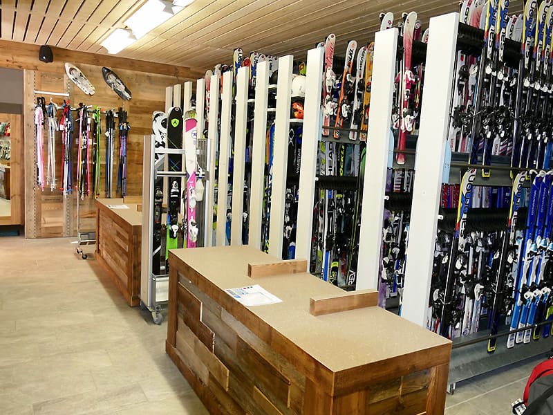Ski hire shop Planet Glisse in Résidence de lys, La Toussuire
